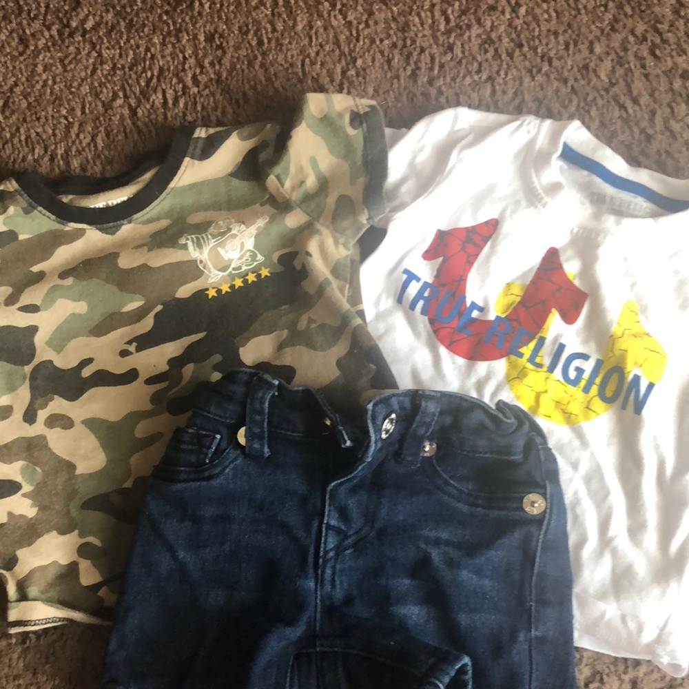 BabyBoy True Religion Outfit w/shorts and 2 shirts